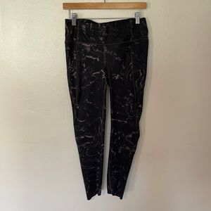 EUC Athleta Workout Legging. Size small